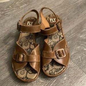 FLY LONDON shoes size 38 very nice like new